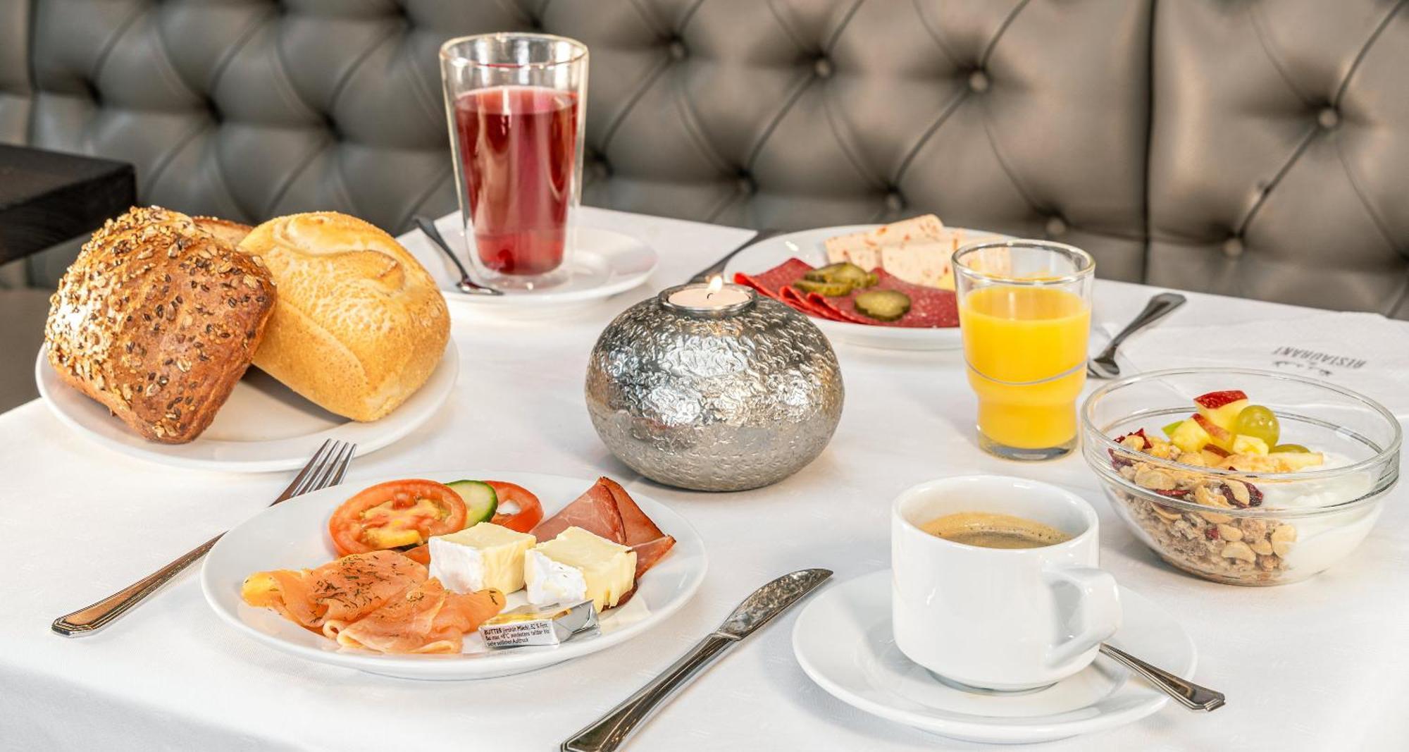 Best Western Victor'S Residenz-Hotel Rodenhof Саарбрюкен Екстериор снимка